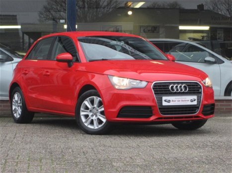 Audi A1 Sportback - 1.2 TFSI Attraction 5 deurs Airco ECC/Stoelverwarming Dealer oh/1e eigenaar/top - 1