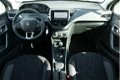 Peugeot 2008 - 1.2 110PK EAT6 Blue Lion NAVI AIRCO PDC financieren al vanaf 2, 9% - 1 - Thumbnail