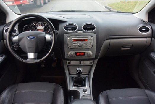 Ford Focus Wagon - 1.8 Titanium Flexi Fuel Climate-control Half-leder - 1