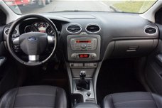 Ford Focus Wagon - 1.8 Titanium Flexi Fuel Climate-control Half-leder