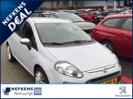 Fiat Punto Evo - 1.4-16V Multiair Emotion 5 drs 105 PK | climate controle | cruise control | NEFKENS - 1