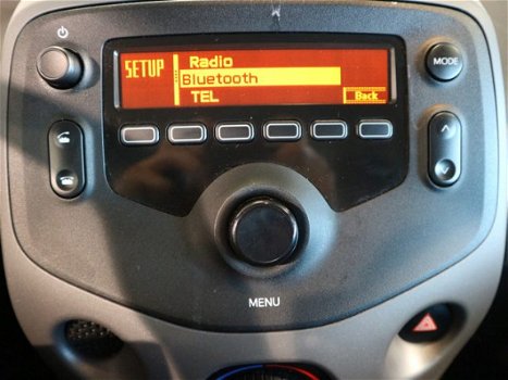 Peugeot 108 - 1.0 68 pk Active | Airco | Bluetooth | USB - 1