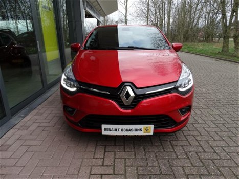 Renault Clio - TCe 90 pk Intens (Navigatie) (Parkeersensoren) - 1