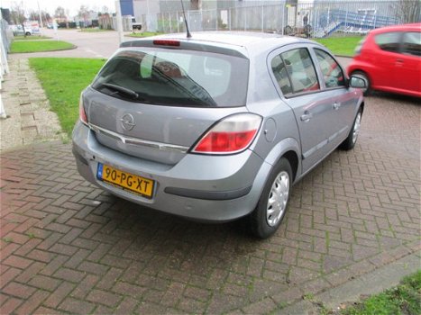 Opel Astra - 1.6 Essentia Automaat 5 deurs - 1