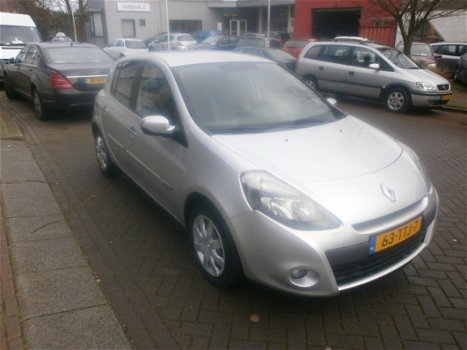 Renault Clio - 1.5 dCi Authentique - 1