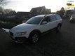 Volvo XC70 - 2.4 D5 Momentum CLIMA, LEDER, EX BPM, EXBPM - 1 - Thumbnail