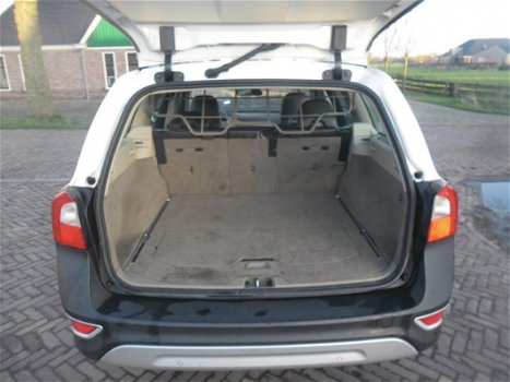 Volvo XC70 - 2.4 D5 Momentum CLIMA, LEDER, EX BPM, EXBPM - 1