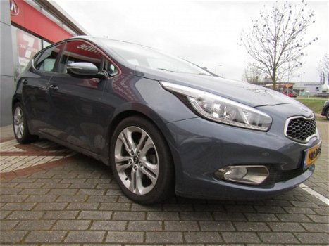 Kia Cee'd - 1.6i 135 PK 5-drs Plus Pack - 1