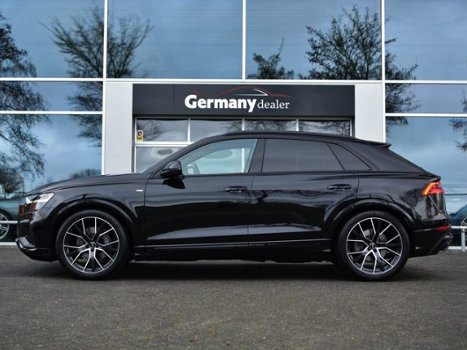 Audi Q8 - 50TDI Quattro S-Line RS-Zetels Pano 22-Inch Softclose Virtual Standkachel LED Leder-Dash - 1