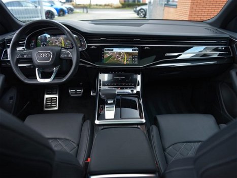 Audi Q8 - 50TDI Quattro S-Line RS-Zetels Pano 22-Inch Softclose Virtual Standkachel LED Leder-Dash - 1