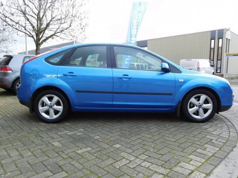 Ford Focus - 1.6 16V First Edition 5-drs HB - 1