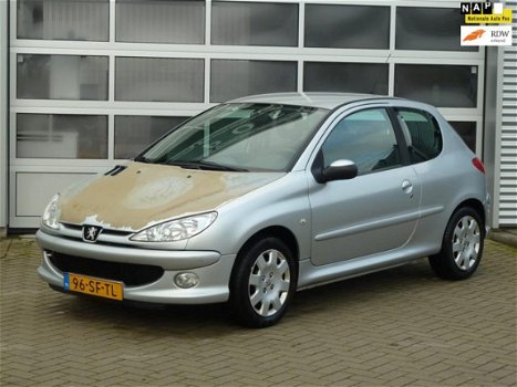 Peugeot 206 - 1.4-16V Air-line 3 bj.2005 Airco | Apk 1-2021 - 1