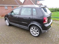 Volkswagen Polo - 1.4-16V Cross