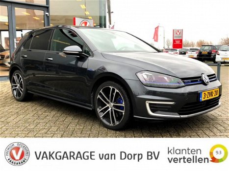 Volkswagen Golf - 1.4 TSI GTE, Leder, navi, pano dak, 18' LM wielen, dealeronderhouden - 1