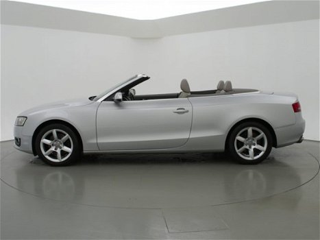 Audi A5 Cabriolet - 2.0 TFSI AUT. + SPORTSTOELEN / NAVIGATIE / XENON / STOELVERWARMING - 1