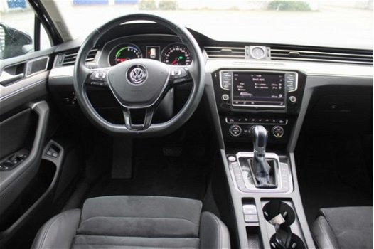 Volkswagen Passat Variant - 1.4 TSI GTE Highline - 1