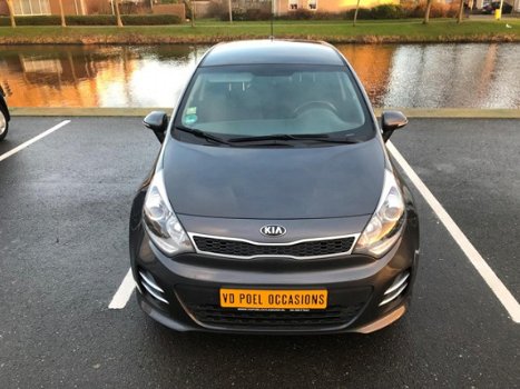 Kia Rio - 1.2 CVVT ExecutiveLine STUUR/STOELVERWARMING NAVI - 1