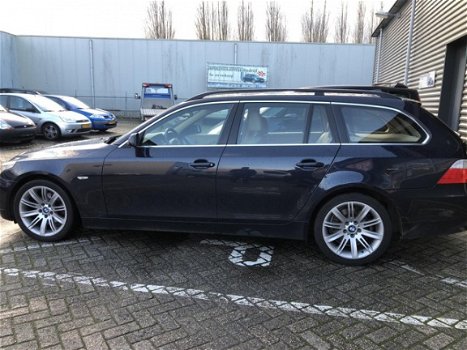 BMW 5-serie Touring - 520d Corporate Navigatie leer climate controle 4x electrische ramen+spiegels l - 1