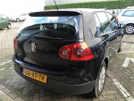 Volkswagen Golf - 2.0 TDI GT Sport 5-deurs airco electrische ramen+spiegels lm-velgen dealeronderhou - 1