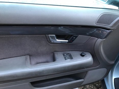 Audi A4 - 1.9 TDI 175dzkm nap clima lm-velgen elek-pakket cruise controle nieuwe apk - 1