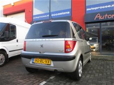 Peugeot 1007 - 1.6-16V Gentry Automaat + Clima 73161 km