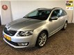 Skoda Octavia Combi - 1.6 TDI Greenline Businessline Clima, Navi, PDC, Trekhaak - 1 - Thumbnail