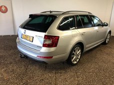 Skoda Octavia Combi - 1.6 TDI Greenline Businessline Clima, Navi, PDC, Trekhaak