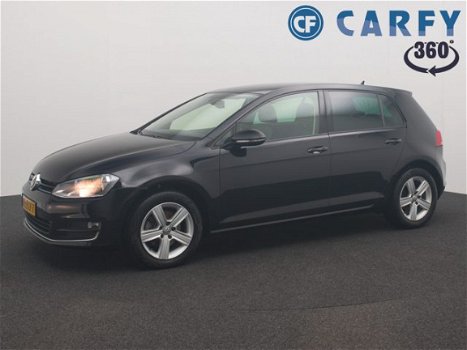 Volkswagen Golf - 1.2 TSI 105pk Highline trekhaak, navigatie, stoelverwarming, dealer onderhouden - 1