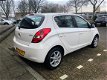 Hyundai i20 - 1.4i i-Motion Automaat/Airco/LM velgen - 1 - Thumbnail