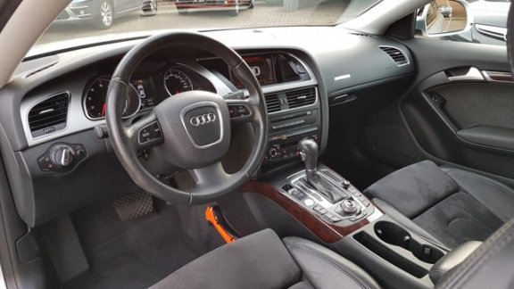 Audi A5 Coupé - 3.2 FSI Pro Line - Airco ecc - Leer - Cruise - Navi - Xenon/led -18 inch L.m velgen - 1