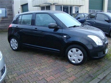 Suzuki Swift - 1.3 Comfort - 1