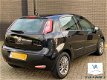 Fiat Punto Evo - 1.3 16v Dynamic 5-Drs 2011 - 1 - Thumbnail