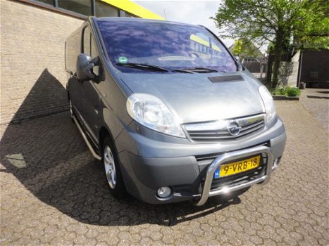 Opel Vivaro - 2.5 D 145pk D.C 5 pers Navi / PDC / cruise - 1