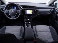 Toyota Auris - 1.2T Dynamic 5-deurs | Climate Control | Navigatie | Parkeercamera |