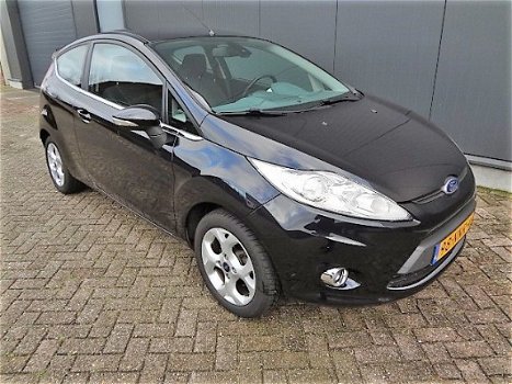 Ford Fiesta - 1.4 3DR Climate Control, Trekhaak - 1