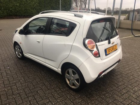 Chevrolet Spark - 1.2 16V LT - 1