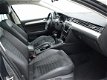 Volkswagen Passat Variant - 1.6TDI BNS ED. R-LINE ADAP.CRUISE|NAVI|PANO|VIRT.COCKPIT - 1 - Thumbnail