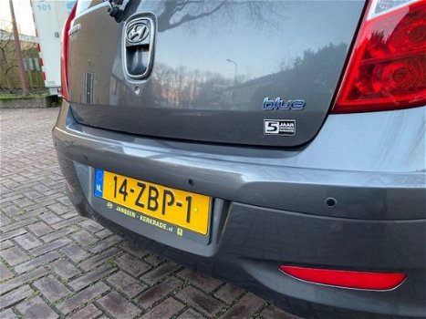 Hyundai i10 - 1.0 i-Drive Cool Eerste eigenaar / Airco / 75.000 NAP / Parkeersensoren achter - 1