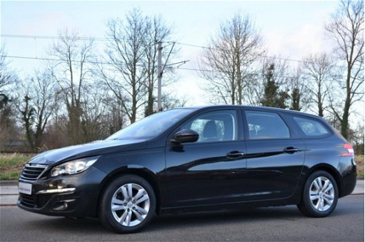 Peugeot 308 SW - 1.2 PureTech Style 131pk | Panorama | Navi - 1