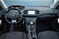 Peugeot 308 SW - 1.2 PureTech Style 131pk | Panorama | Navi - 1 - Thumbnail