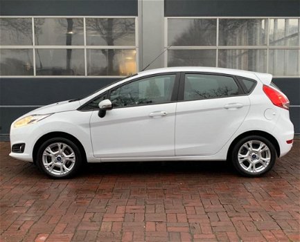 Ford Fiesta - 1.0 Style Ultimate 5-drs Airco 15inch Cruise Navi Cv 2017 km 47.000 - 1