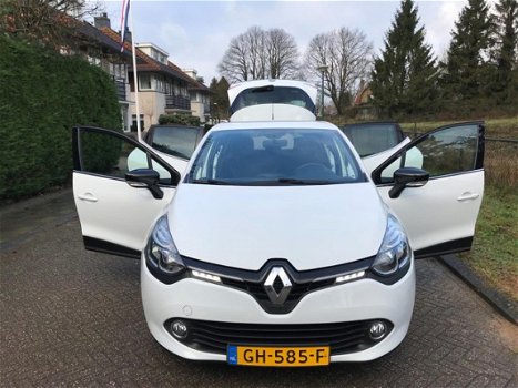 Renault Clio - 1.5 dCi ECO Night&Day NIEUWSTAAT/RIJDT SUPER - 1