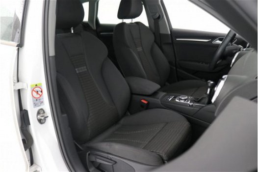 Audi A3 Sportback - 1.0 TFSi 115 pk Lease Edition Sport / LED / navi / 17