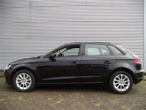 Audi A3 Sportback - 1.6 TDI NAVIGATIE XENON - 1