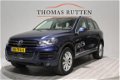 Volkswagen Touareg - 3.0 TDI Highline 2012/ NAP/ Automaat/ Xenon Led/ Leder/ PDC/ Navi/ Camera/ Trek - 1 - Thumbnail