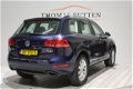 Volkswagen Touareg - 3.0 TDI Highline 2012/ NAP/ Automaat/ Xenon Led/ Leder/ PDC/ Navi/ Camera/ Trek - 1 - Thumbnail