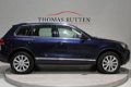 Volkswagen Touareg - 3.0 TDI Highline 2012/ NAP/ Automaat/ Xenon Led/ Leder/ PDC/ Navi/ Camera/ Trek - 1 - Thumbnail