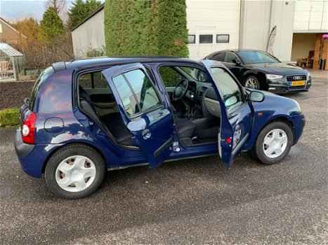 Renault Clio - 5 deurs 1.2 Authentique - 1