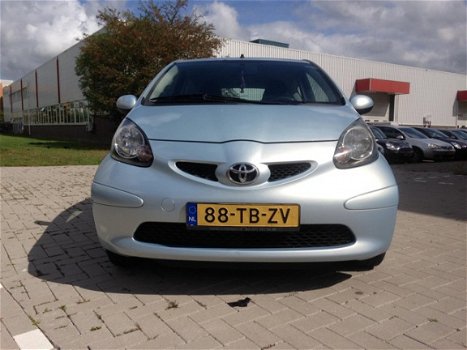 Toyota Aygo - 1.0-12V + 3drs 2006 Nieuwe APK - 1