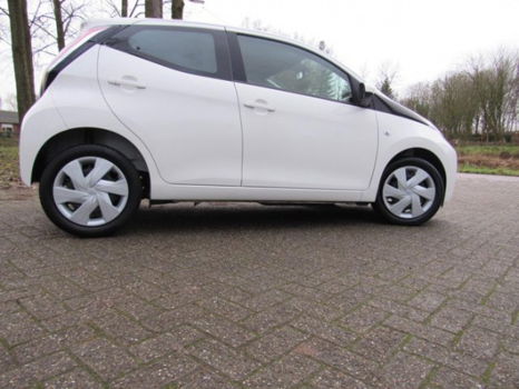 Toyota Aygo - 1.0 VVT-i x-play | Achteruit-rij camera - 1